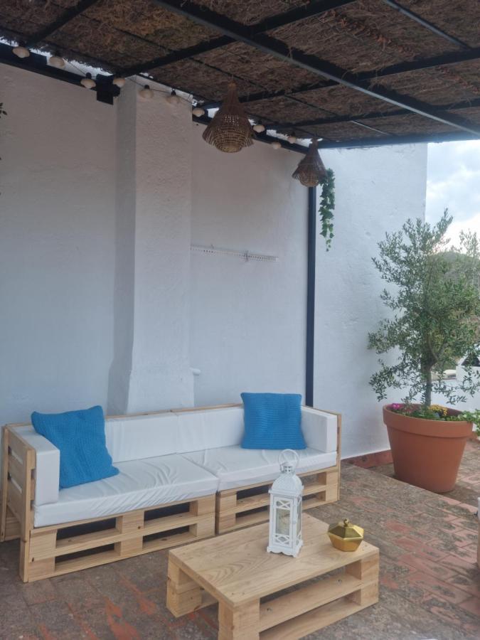 Amb Encant I Estil Mediterrani En Zona Tranquilla De Llanca I Amb Terrassa Εξωτερικό φωτογραφία